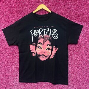 Melanie Martinez Portals Cry Baby Electropop Artist Tee large